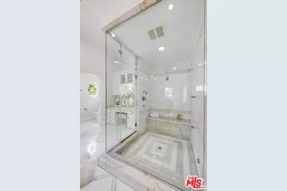 547 Loring Ave, Los Angeles, CA 90024 - Photo 27