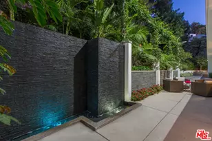 1250 Angelo Dr, Beverly Hills, CA 90210 - Photo 9