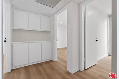 8601 International Ave #122, Canoga Park, CA 91304 - Photo 19