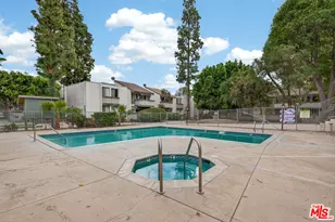 8601 International Ave, Canoga Park, CA 91304 - Photo 41