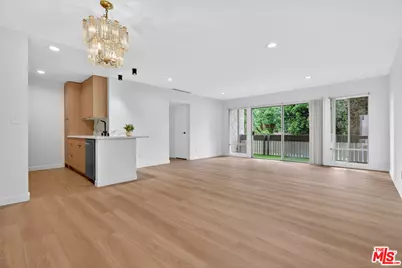 8601 International Ave #122, Canoga Park, CA 91304 - Photo 11