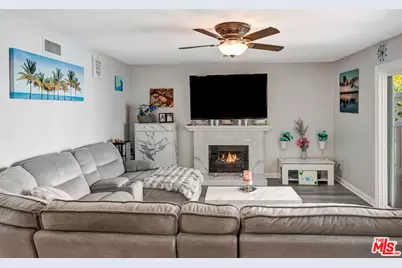 26817 Cuatro Milpas St, Valencia, CA 91354 - Photo 11