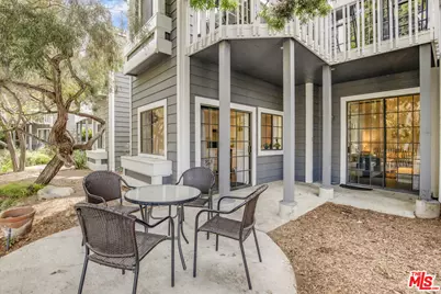 8171 Racepoint Dr #104, Huntington Beach, CA 92646 - Photo 23
