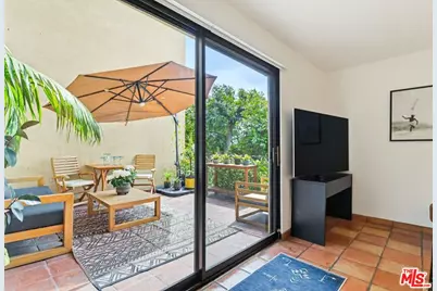 970 Palm Ave #100, West Hollywood, CA 90069 - Photo 5