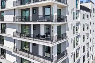 904 S New Hampshire Ave, Los Angeles, CA 90006 - Photo 3