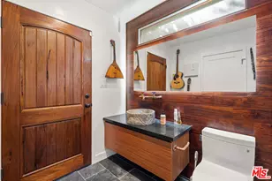 6612 Waring Ave, Los Angeles, CA 90038 - Photo 13