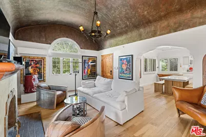 758 N McCadden Pl, Los Angeles, CA 90038 - Photo 19