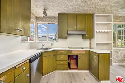 2443 Creston Way, Los Angeles, CA 90068 - Photo 13