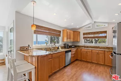 99 Paradise Cove Rd, Malibu, CA 90265 - Photo 5