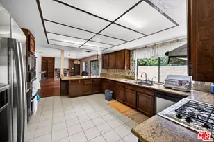 23255 Covello St, Canoga Park, CA 91304 - Photo 13