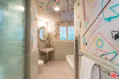 2034 Outpost Dr, Los Angeles, CA 90068 - Photo 19