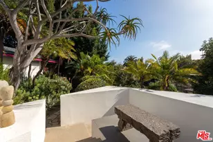 2034 Outpost Dr, Los Angeles, CA 90068 - Photo 5