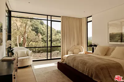 9509 Heather Rd, Beverly Hills, CA 90210 - Photo 17