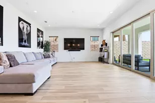 21230 W Wildflower Way, Chatsworth, CA 91311 - Photo 15