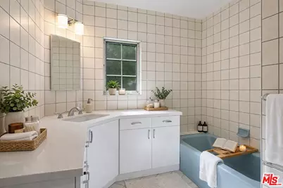 11734 Sunshine Ter, Studio City, CA 91604 - Photo 17