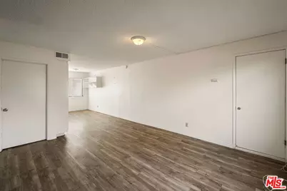 104 N Atlantic Blvd, Alhambra, CA 91801 - Photo 25