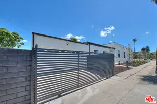 2529 W 73rd St, Los Angeles, CA 90043 - Photo 3