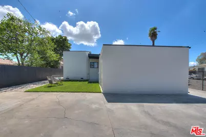 2529 W 73rd St, Los Angeles, CA 90043 - Photo 5