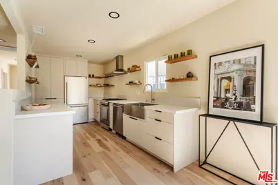 3440 Buckingham Rd, Los Angeles, CA 90016 - Photo 9