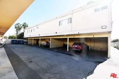 3835 W 104th St, Inglewood, CA 90303 - Photo 7