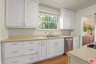 2035 Castle Heights Ave, Los Angeles, CA 90034 - Photo 7