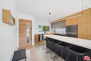 21520 Marchena St, Woodland Hills, CA 91364 - Photo 11