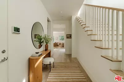 3914 Keeshen Dr, Los Angeles, CA 90066 - Photo 3