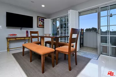 4140 Warner Blvd #302, Burbank, CA 91505 - Photo 9