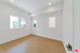 3045 Wellington Rd, Los Angeles, CA 90016 - Photo 17