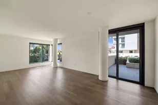 1755 Ocean Ave, Santa Monica, CA 90401 - Photo 9