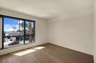 1755 Ocean Ave, Santa Monica, CA 90401 - Photo 19