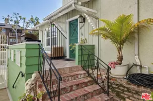 10481 Eastborne Ave, Los Angeles, CA 90024 - Photo 31