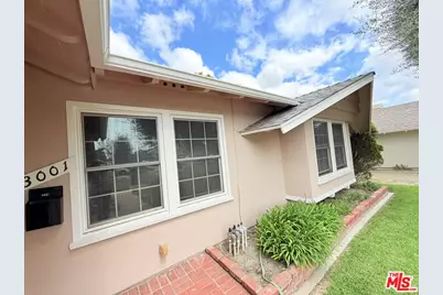 3001 Saint Albans Dr, Los Alamitos, CA 90720 - Photo 7