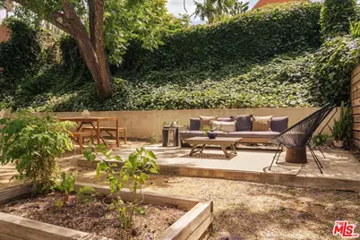 852 Hyperion Ave, Los Angeles, CA 90029 - Photo 31