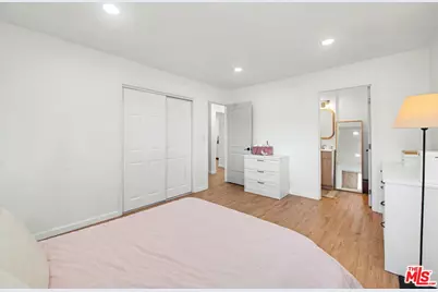 2936 S Harvard Blvd, Los Angeles, CA 90018 - Photo 17