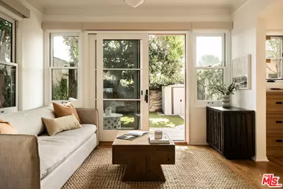 1738 S Ogden Dr, Los Angeles, CA 90019 - Photo 25