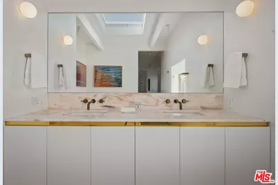 1227 Tellem Dr, Pacific Palisades, CA 90272 - Photo 39