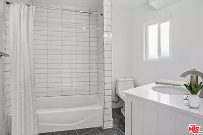 5529 Dairy Ave, Long Beach, CA 90805 - Photo 15