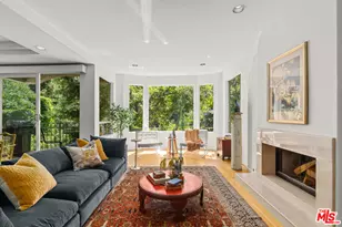 10055 Reevesbury Dr, Beverly Hills Post Office, CA 90210 - Photo 7