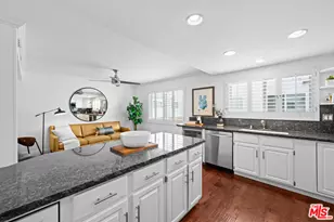 17169 Palisades Cir, Pacific Palisades, CA 90272 - Photo 13
