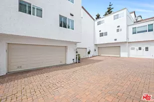 17169 Palisades Cir, Pacific Palisades, CA 90272 - Photo 27