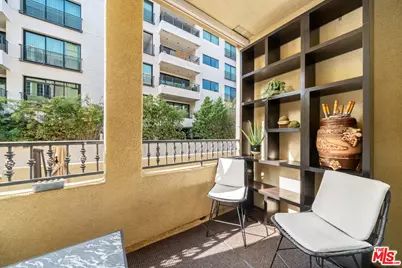 433 N Doheny Dr #103, Beverly Hills, CA 90210 - Photo 31