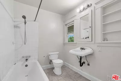1412 S Victoria Ave, Los Angeles, CA 90019 - Photo 15