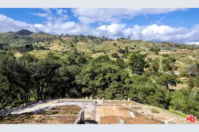 3463 Tuna Canyon Rd, Topanga, CA 90290 - Photo 15