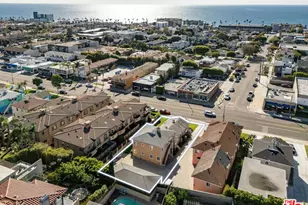702 S Pacific Coast Hwy, Redondo Beach, CA 90277 - Photo 1