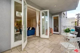 11952 Montana Ave, Los Angeles, CA 90049 - Photo 23