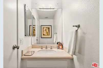 1131 Alta Loma Rd #515, West Hollywood, CA 90069 - Photo 5