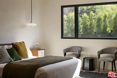 16401 Mulholland Dr, Los Angeles, CA 90049 - Photo 47