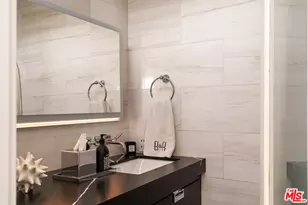 133 Ocean Park Blvd, Santa Monica, CA 90405 - Photo 25