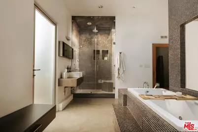 2169 Stanley Hills Dr, Los Angeles, CA 90046 - Photo 11